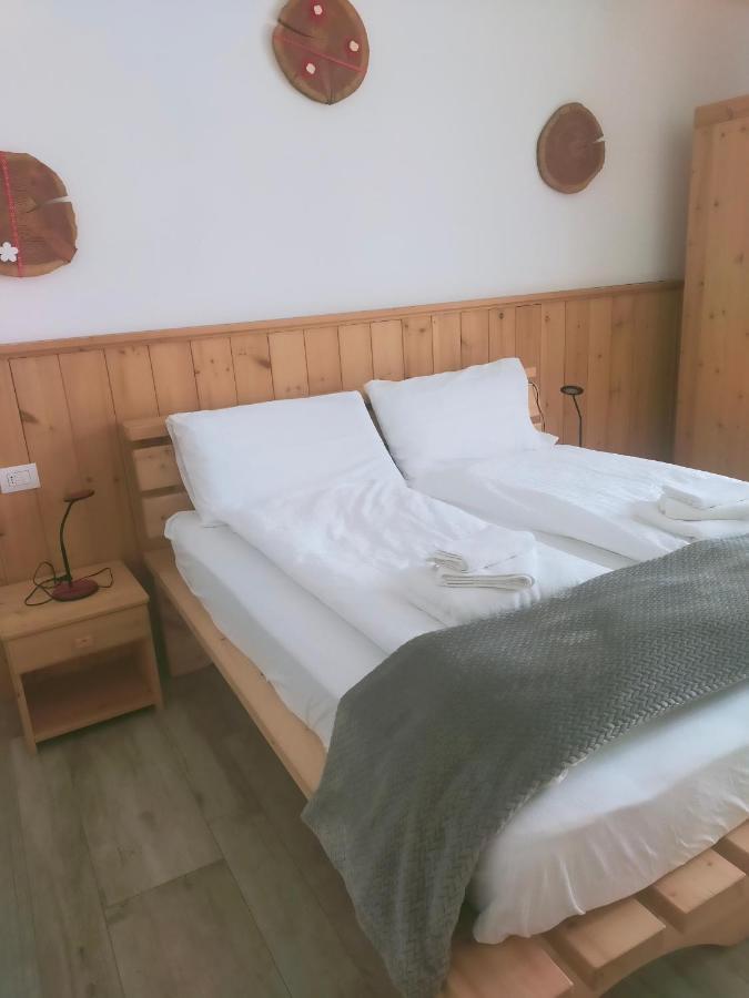 Bed and Breakfast Agritur Maso Flonkeri Bosentino Екстер'єр фото
