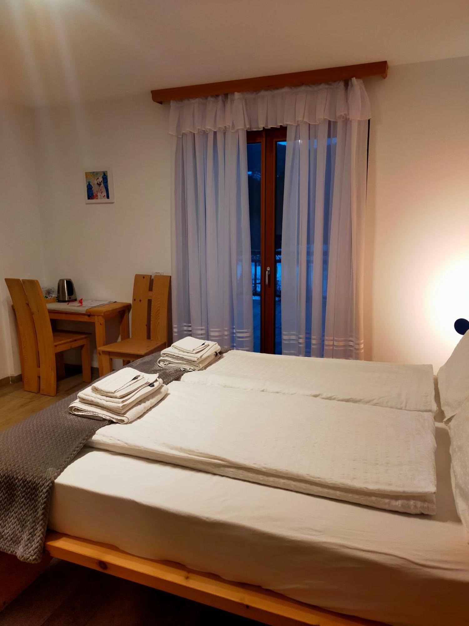 Bed and Breakfast Agritur Maso Flonkeri Bosentino Екстер'єр фото